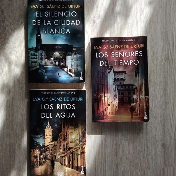 El silencio de la ciudad blanca (Trilogía de la Ciudad Blanca 1) "Serie Kraken"